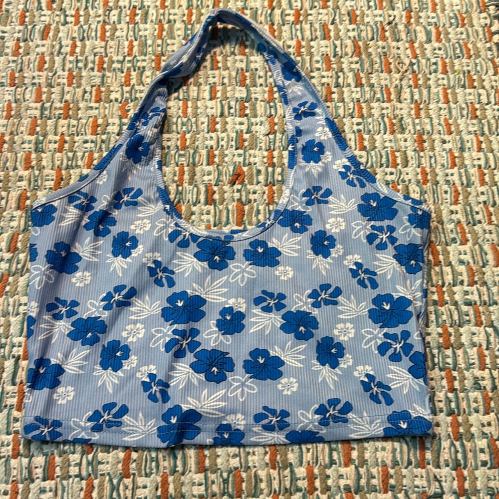 Halter top